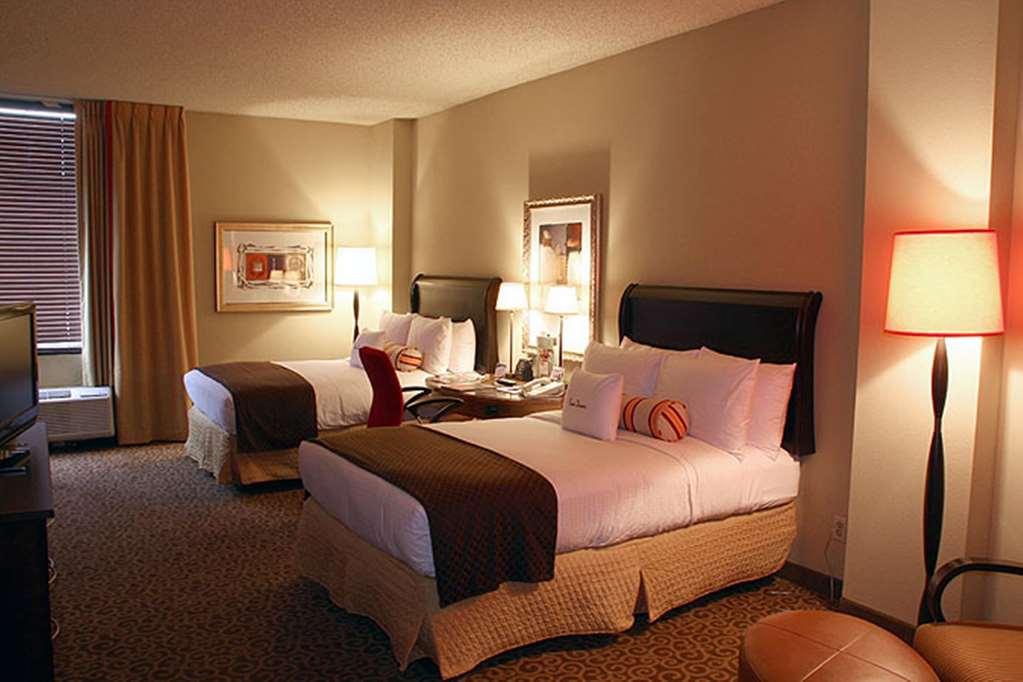 Отель Doubletree By Hilton Memphis Downtown Номер фото